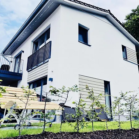 Sonnenweg 32 - Sauna, Garten Und Seeblick Inklusive * Diemelsee